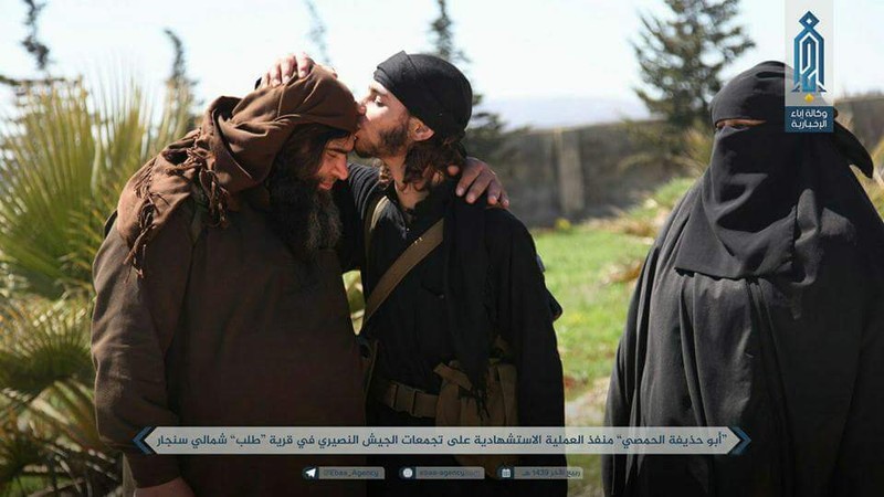 “Hổ Syria” băm nát Al-Qaeda phản công, diệt hàng chục tay súng khủng bố ảnh 6 “Hổ Syria” băm nát Al-Qaeda phản công, diệt hàng chục tay súng khủng bố ảnh 6