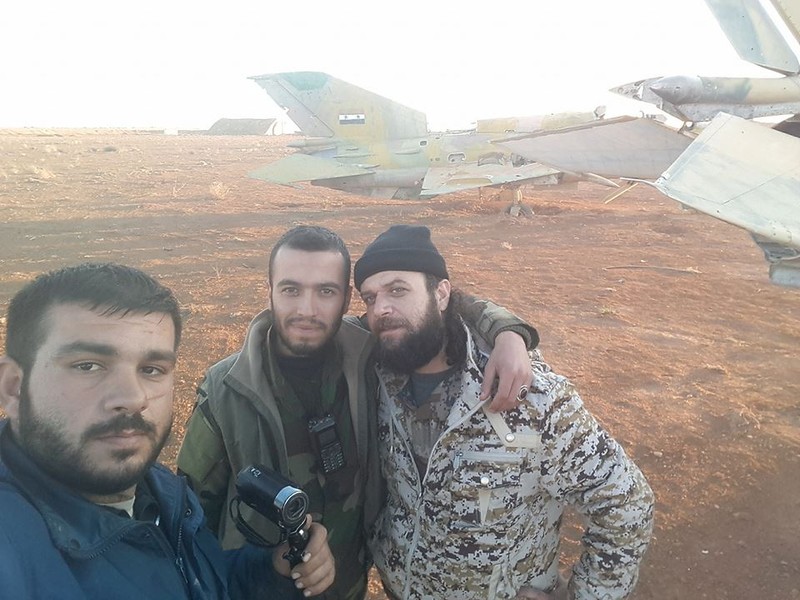 “Hổ Syria” chủ công đập tan phiến quân, chiếm hoàn toàn căn cứ sân bay ở Idlib ảnh 1 “Hổ Syria” chủ công đập tan phiến quân, chiếm hoàn toàn căn cứ sân bay ở Idlib ảnh 1