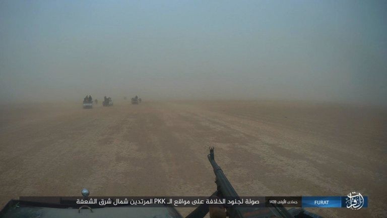 IS giáng đòn khiến người Kurd Syria điên đảo tại Deir Ezzor ảnh 4 IS giáng đòn khiến người Kurd Syria điên đảo tại Deir Ezzor ảnh 4