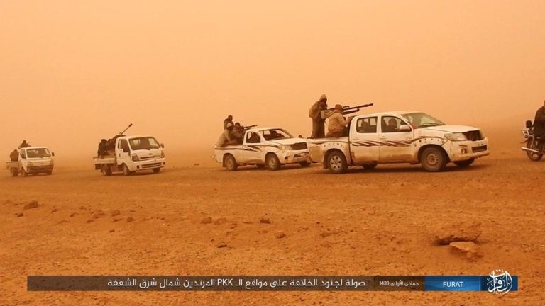 IS giáng đòn khiến người Kurd Syria điên đảo tại Deir Ezzor ảnh 5 IS giáng đòn khiến người Kurd Syria điên đảo tại Deir Ezzor ảnh 5