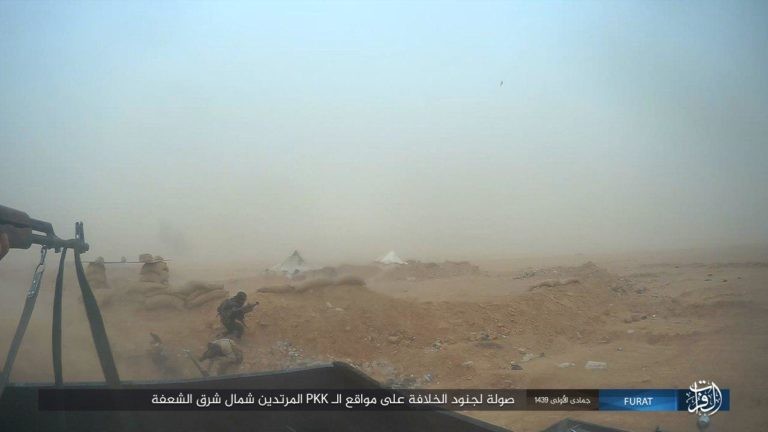 IS giáng đòn khiến người Kurd Syria điên đảo tại Deir Ezzor ảnh 7 IS giáng đòn khiến người Kurd Syria điên đảo tại Deir Ezzor ảnh 7