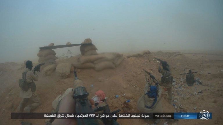 IS giáng đòn khiến người Kurd Syria điên đảo tại Deir Ezzor ảnh 10 IS giáng đòn khiến người Kurd Syria điên đảo tại Deir Ezzor ảnh 10