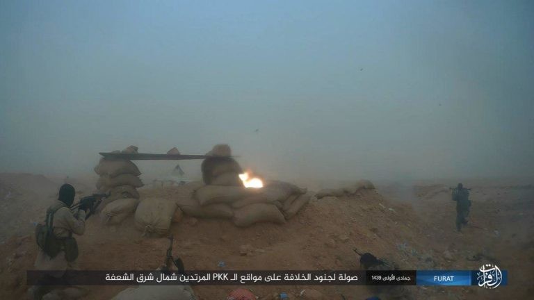 IS giáng đòn khiến người Kurd Syria điên đảo tại Deir Ezzor ảnh 12 IS giáng đòn khiến người Kurd Syria điên đảo tại Deir Ezzor ảnh 12