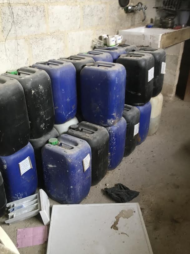 Chảo lửa Đông Ghouta: Quân thánh chiến Syria có cả nhà máy chế tạo tên lửa, sản xuất hóa phẩm  ảnh 2