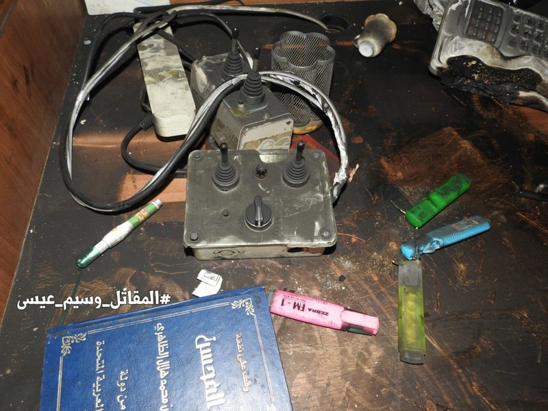 Báo cáo ảnh lớn: Jaish al-Islam HQ và Nhà tù ngầm bị quân đội Syria bắt giữ Trong Douma Báo cáo ảnh lớn: Jaish al-Islam HQ và Nhà tù ngầm bị quân đội Syria bắt giữ Trong Douma