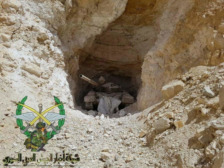 Bức hàng phe thánh chiến, quân đội Syria chiếm 37 xe tăng và 15 tên lửa đạn đạo ảnh 2 Bức hàng phe thánh chiến, quân đội Syria chiếm 37 xe tăng và 15 tên lửa đạn đạo ảnh 2