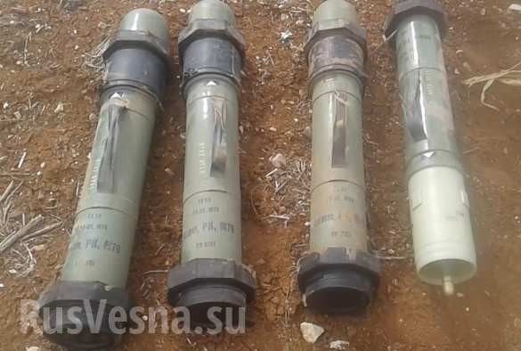 Những vũ khí trang bị thu được của IS trên chiến trường Al-Safa, Sweida. Ảnh Rusvesna Những vũ khí trang bị thu được của IS trên chiến trường Al-Safa, Sweida. Ảnh Rusvesna