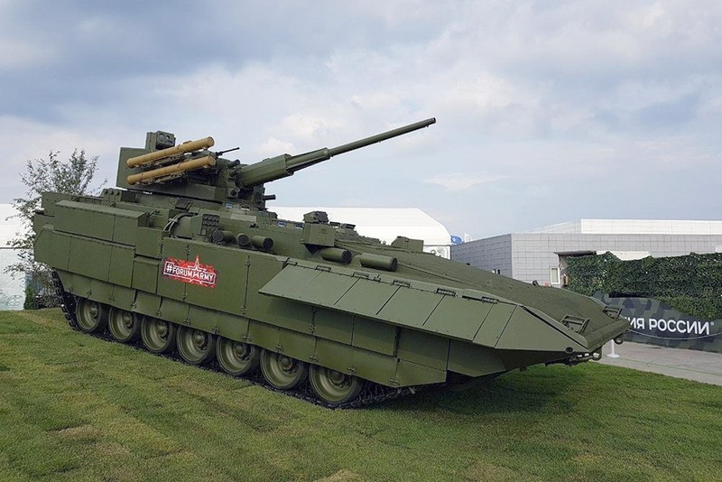 Xe bộ binh chiến đấu T-15 Armata. Ảnh Russian Gazeta