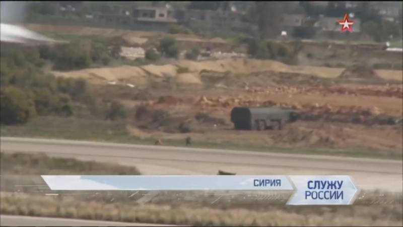 Tổ hợp Iskander lọt vào khuôn hình chương trình Phục vụ nước Nga. Video TV Zvezda Tổ hợp Iskander lọt vào khuôn hình chương trình Phục vụ nước Nga. Video TV Zvezda