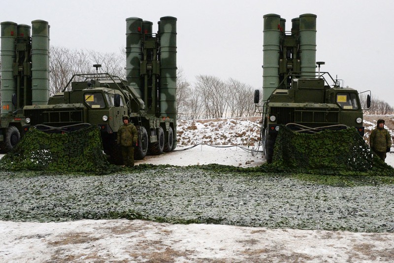 Tổ hợp tên lửa phòng không tầm xa S-500 đang phát triển. Ảnh minh họa: Russian Gazeta.