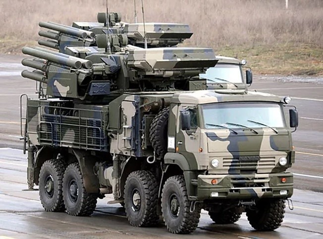 Tổ hợp tên lửa phòng không tầm gần Pantsir-S1. Ảnh Zvezda