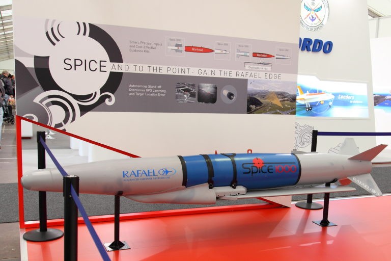 Bom bay SPICE 1000 của Israel. Ảnh minh họa: South Front. Bom bay SPICE 1000 của Israel. Ảnh minh họa: South Front.