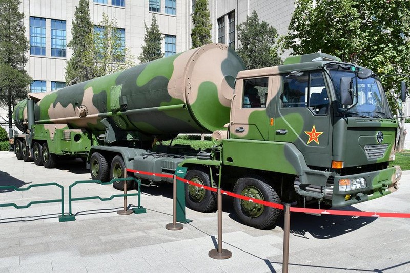 Tên lửa liên lục địa DF-31. Ảnh: Russian Gazeta.