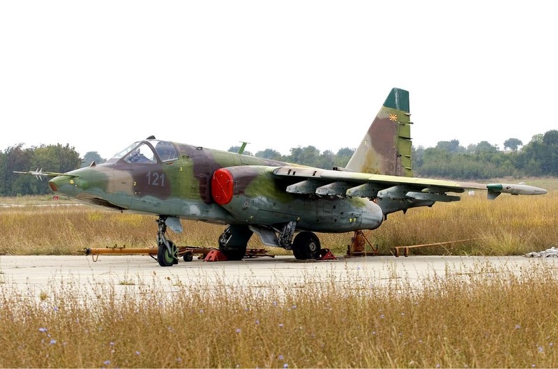 Máy bay cường kích chiến trường Su-25 của Bắc Macedonia