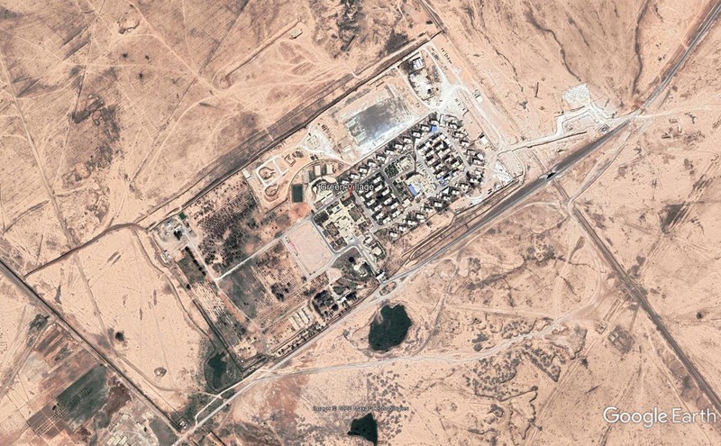Căn cứ quân sự Làng Xanh của quân đội Mỹ ở Deir Ezzor. Ảnh Al-Masdar News.