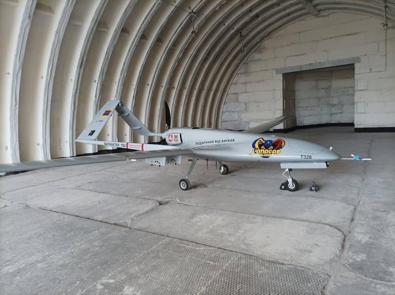 Bayraktar TB2 từ Litva cho Lực lượng vũ trang Ukraine. Nguồn ảnh: Bộ trưởng Quốc phòng Litva Arvydas Anušauskas Bayraktar TB2 từ Litva cho Lực lượng vũ trang Ukraine. Nguồn ảnh: Bộ trưởng Quốc phòng Litva Arvydas Anušauskas