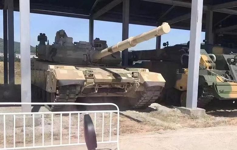 Xe tăng xuất khẩu hiện đại hóa VT-4 được trang bị hệ thống bảo vệ chủ động. Ảnh Gadget Tendency Xe tăng xuất khẩu hiện đại hóa VT-4 được trang bị hệ thống bảo vệ chủ động. Ảnh Gadget Tendency