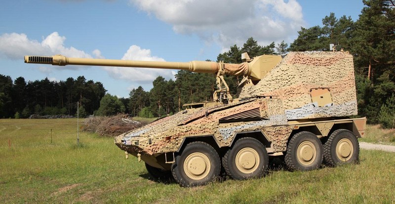 Pháo tự hành bánh lốp Boxer RCH 155 ACS do công ty “Krauss-Maffei Wegmann” (“KMW”) của Đức sản xuất. Ảnh Military Ukraine. Pháo tự hành bánh lốp Boxer RCH 155 ACS do công ty “Krauss-Maffei Wegmann” (“KMW”) của Đức sản xuất. Ảnh Military Ukraine.