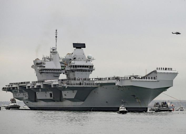 Tàu sân bay HMS Queen Elizabeth của hải quân Anh. Ảnh: Ifeng. Tàu sân bay HMS Queen Elizabeth của hải quân Anh. Ảnh: Ifeng.
