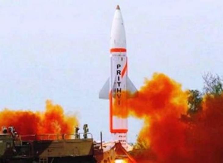 Tên lửa đạn đạo Prihvi của quân đội Ấn Độ. Ảnh: Cankao. Tên lửa đạn đạo Prihvi của quân đội Ấn Độ. Ảnh: Cankao.