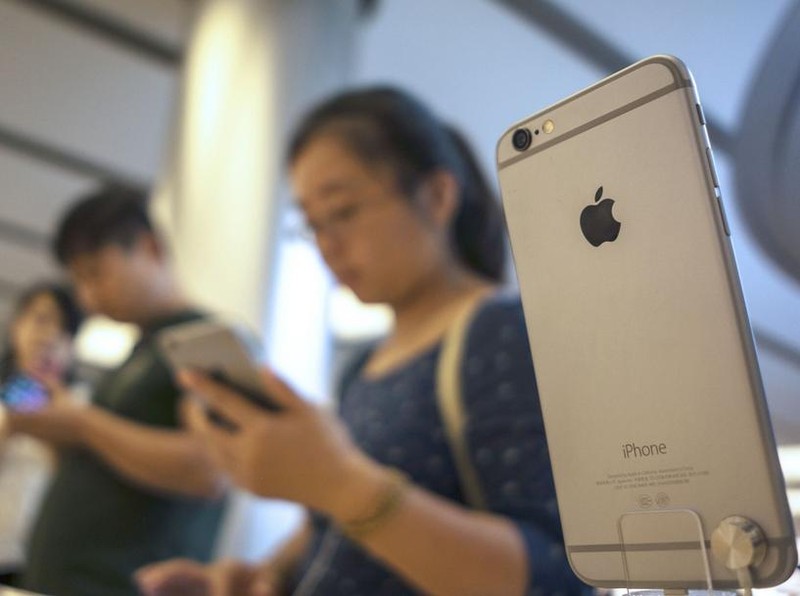 Điện thoại iPhone của hãng Apple Mỹ. Ảnh: CNBC.