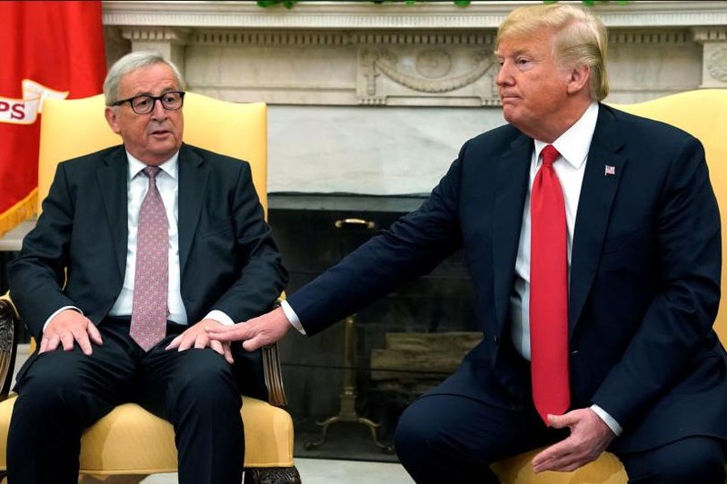 Chủ tịch Ủy ban châu Âu Jean-Claude Juncker và Tổng thống Mỹ Donald Trump. Ảnh: Sputnik.
