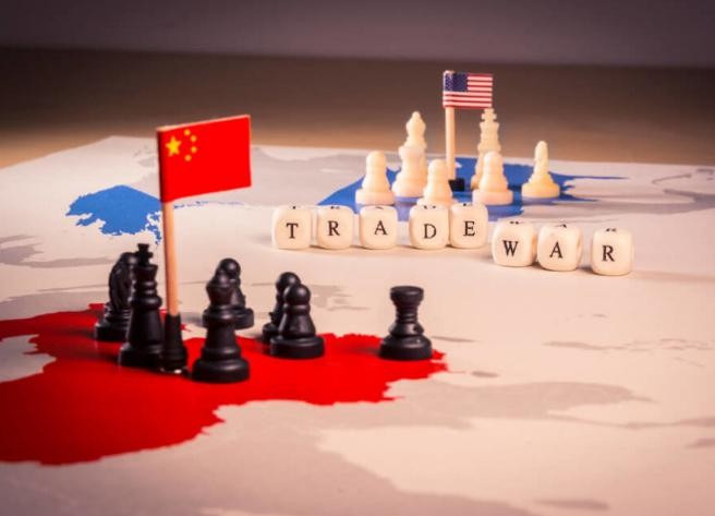 Chiến tranh thương mại Trung - Mỹ có khả năng kéo dài dưới thời Tổng thống Mỹ Donald Trump. Ảnh: Oneplusnews. Chiến tranh thương mại Trung - Mỹ có khả năng kéo dài dưới thời Tổng thống Mỹ Donald Trump. Ảnh: Oneplusnews.