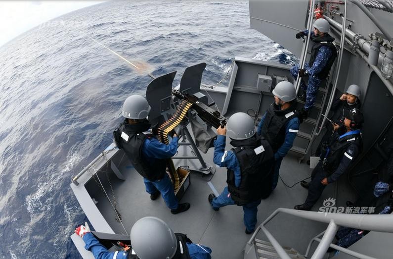 Vũ khí trên tàu sân bay trực thăng Kaga Nhật Bản. Ảnh: Sina.