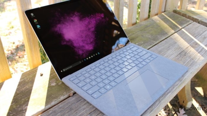 Microsoft ra mắt bản Surface Laptop rẻ nhất: chip Core m3, giá 799 USD - Ảnh 1
