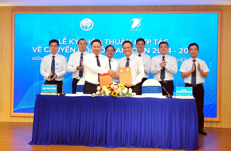 Lễ ký kết thỏa thuận hợp tác giai đoạn 2024-2030 về Chuyển đổi số giữa Tập đoàn VNPT và UBND tỉnh Tây Ninh, ngày 29/6/2024 tại Hà Nội z5590438459607_2dd6762f61754e5cdd4abc5ee475f1d7.jpg