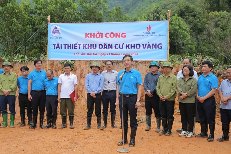 Đồng chí Trần Quang Dũng, Phó Bí thư thường trực Đảng ủy Tập đoàn Dầu khí Quốc gia Việt Nam chia sẻ tại buổi khởi công hinh 1.jpg