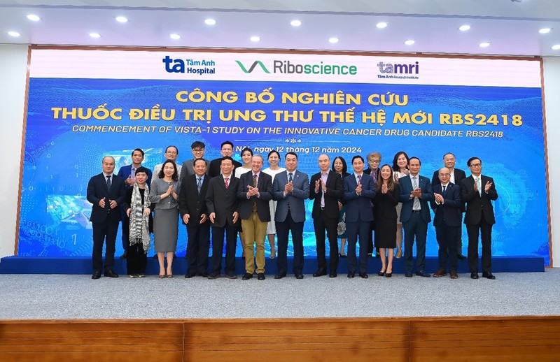 Lễ công bố nghiên cứu thuốc điều trị ung thư thế hệ mới RBS2418 tại Bệnh viện Đa khoa Tâm Anh Lễ công bố nghiên cứu thuốc điều trị ung thư thế hệ mới RBS2418 tại Bệnh viện Đa khoa Tâm Anh