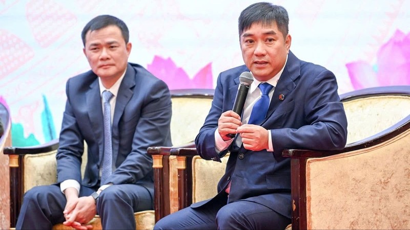 Ông Hồ Mình Hoàng - Chủ tịch Tập đoàn Đèo Cả phát biểu z6421009603384_3cd753c2dd8fb26e85815c5635994038.jpg