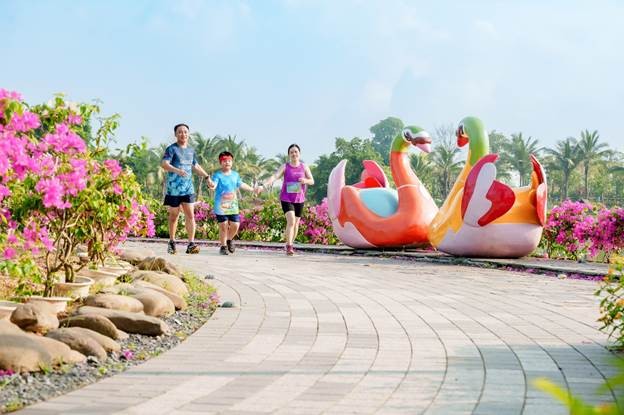 Cung đường chạy nên thơ ven hồ Thiên Nga Cung đường chạy nên thơ ven hồ Thiên Nga