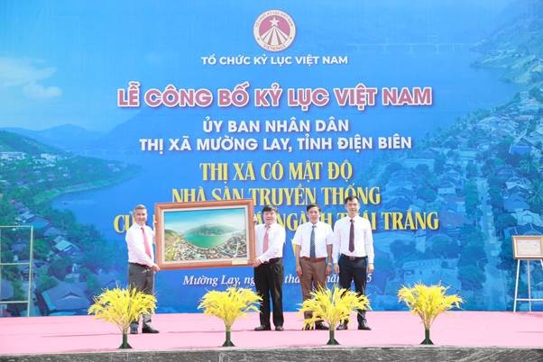IGB Group - đơn vị phát triển phần mềm Mường Lay Tour cho địa phương IGB Group - đơn vị phát triển phần mềm Mường Lay Tour cho địa phương