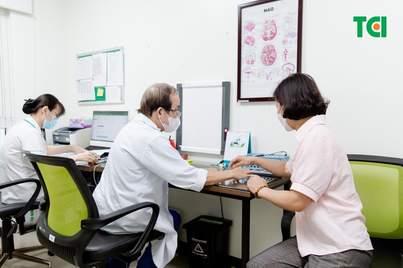 Nâng cao ý thức dự phòng sức khỏe là cách tốt nhất để bảo vệ bản thân khỏi các tác nhân gây hại từ môi trường. Ảnh: TCI IMGL8688.jpg