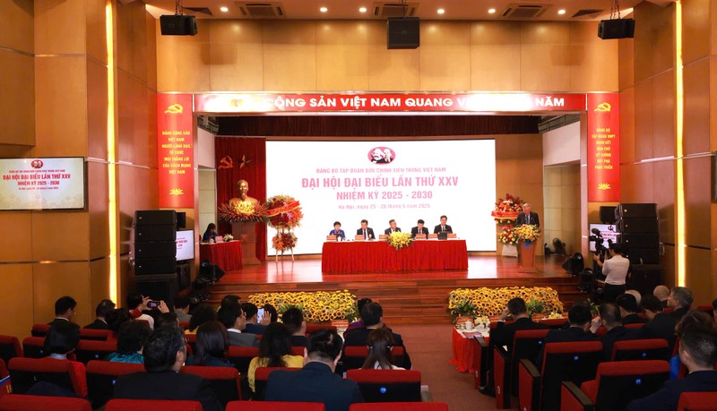 Quang cảnh Đại hội 26.5 Toàn ảnh đại hội.jpg