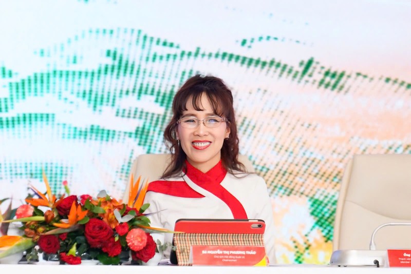 Tiến sĩ Nguyễn Thị Phương Thảo – Chủ tịch Hội đồng Quản trị Vietjet - phát biểu tại đại hội z6654967188224_78505563941c058e6bc7d8de96a6ca45.jpg