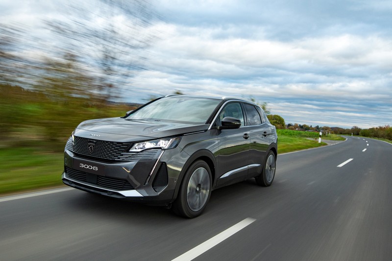 Peugeot 3008 sở hữu ngôn ngữ thiết kế hiện đại, độc đáo và tinh tế. Peugeot 3008 sở hữu ngôn ngữ thiết kế hiện đại, độc đáo và tinh tế-min.jpg