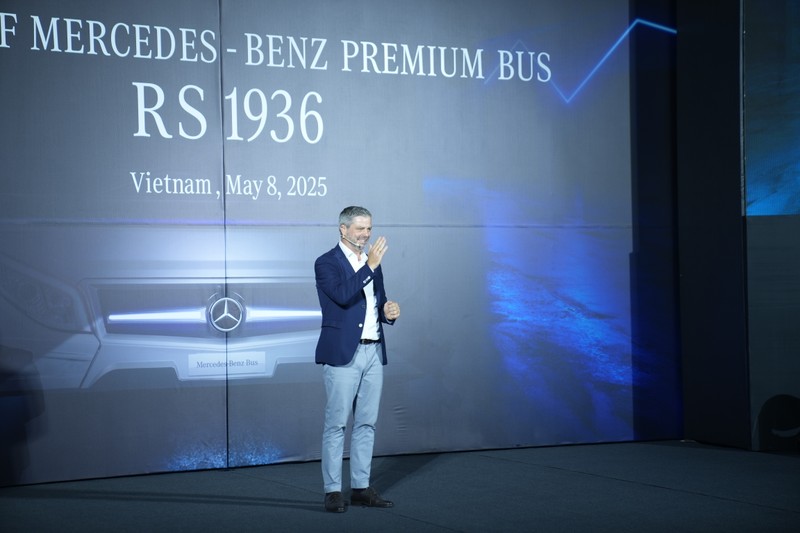 Ông Harald Schmid - Giám đốc Điều hành Daimler Truck Đông Nam Á phát biểu tại chương trình Hình 4.jpg