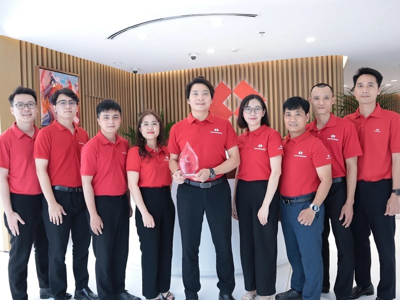 Techcombank nhận giải thưởng uy tín từ Celent Techcombank nhận giải thưởng uy tín từ Celent