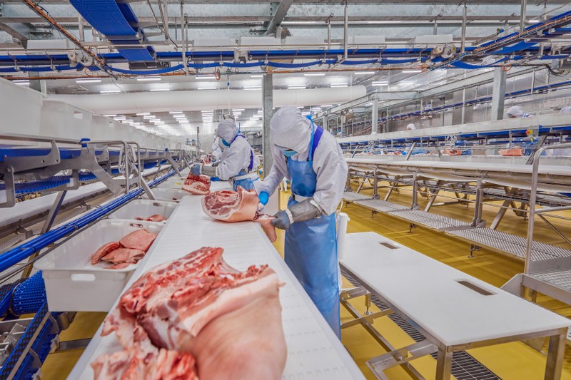 Thịt ủ mát MEATDeli tươi ngon mềm mọng nhờ quy trình ủ mát chuẩn Âu 3 bước. Thịt ủ mát MEATDeli tươi ngon mềm mọng nhờ quy trình ủ mát chuẩn Âu 3 bước.jpg