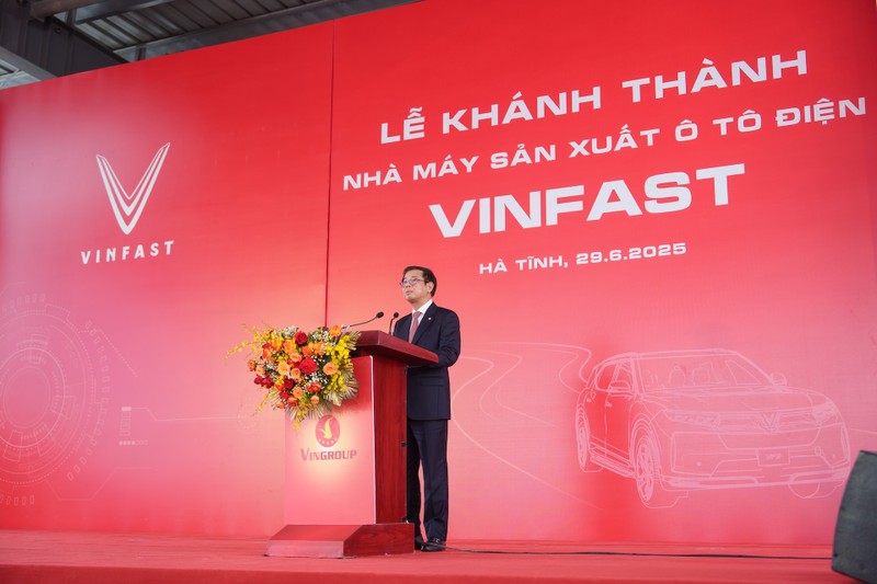 Ông Nguyễn Việt Quang, Phó chủ tịch kiêm Tổng giám đốc Tập đoàn Vingroup phát biểu tại sự kiện Ảnh 3.jpg