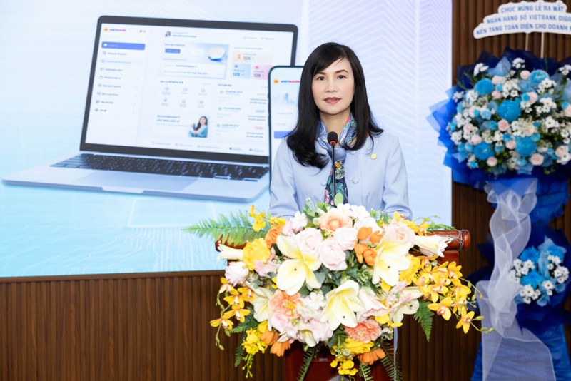 Bà Trần Tuấn Anh – Tổng Giám đốc Vietbank phát biểu tại buổi Lễ Bản sao của KELVINDOTEAM_095320.jpg