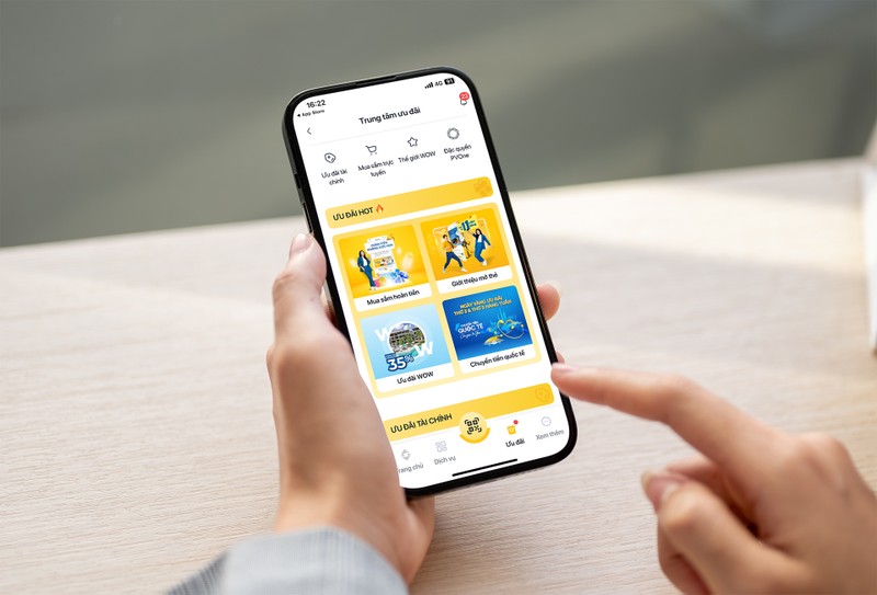 Khách hàng dễ dàng trải nghiệm hệ sinh thái ưu đãi tại PVcomBank chỉ với “một chạm” trên PVConnect Ảnh minh họa 02.jpg