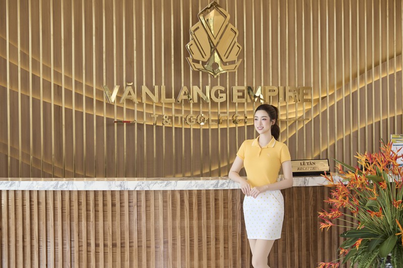 Đại sứ thương hiệu của Văn Lang Empire T&T Golf Club- Hoa hậu Việt Nam Đỗ Mỹ Linh Anh 1 (10).jpg