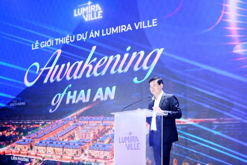 Ông Trương Văn Việt – Phó Chủ tịch thường trực HĐQT kiêm Tổng Giám đốc Công ty CP Hưng Thịnh Incons phát biểu tại sự kiện z6854656980325_0b7f827d95bc06bfa680fa5a0bd6b937.jpg