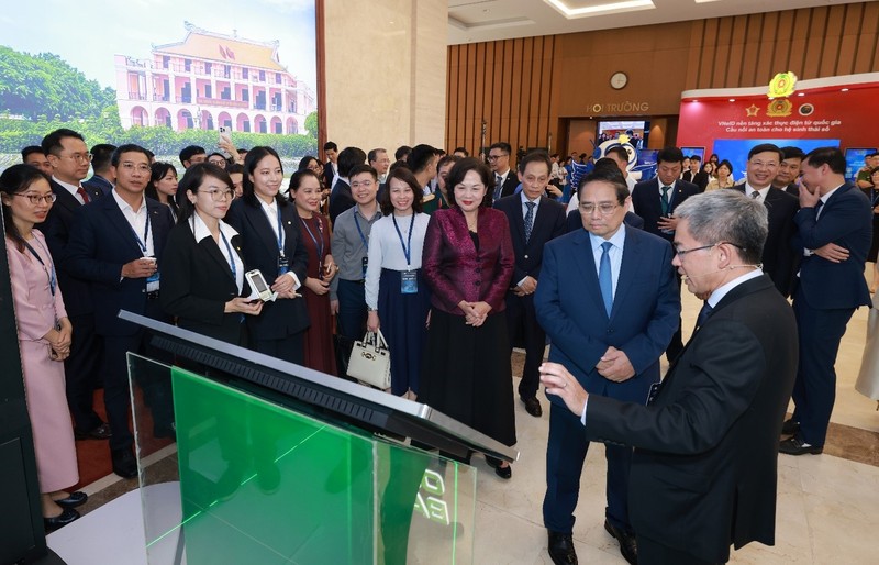 Open Banking đã và đang nhận được sự quan tâm rất lớn từ Chính Phủ, các cơ quan Ban ngành nhằm đẩy mạnh hoạt động chuyển đổi số trong doanh nghiệp Picture2.jpg