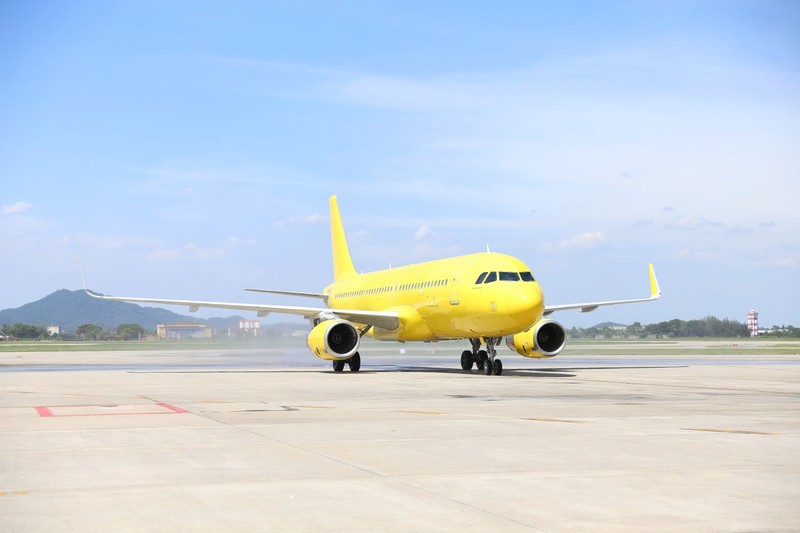 Chiếc Airbus A320 mới mang số hiệu VN – A136 có cấu hình 182 ghế Ảnh 3 (12).jpg