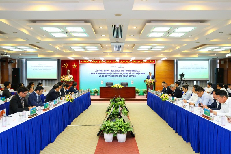 Toàn cảnh buổi lễ ký kết hợp tác giữa Petrovietnam và SOVICO Ảnh 1 (13).jpg
